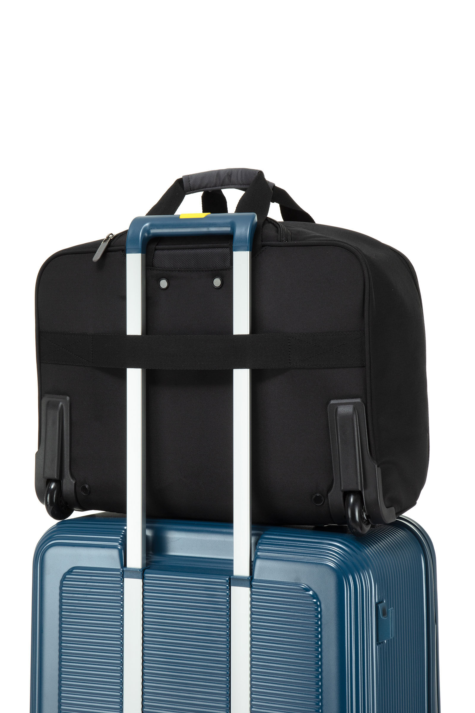 American Tourister At Speedair Rolling Tote As