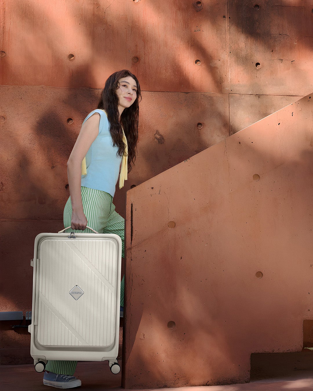 VELOX SPINNER 54/19 EXP TSA BO  lifestyle | American Tourister